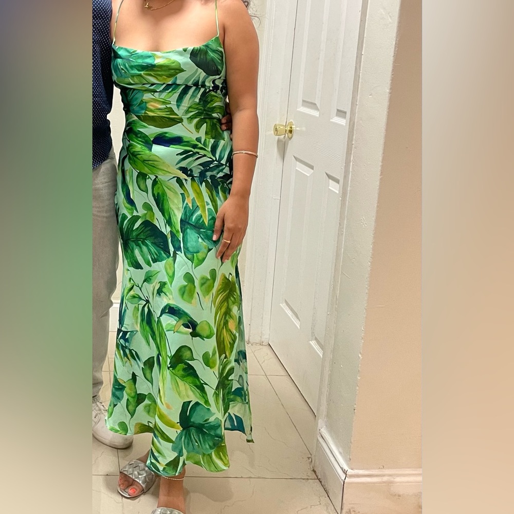 Spring green Zara Dress!